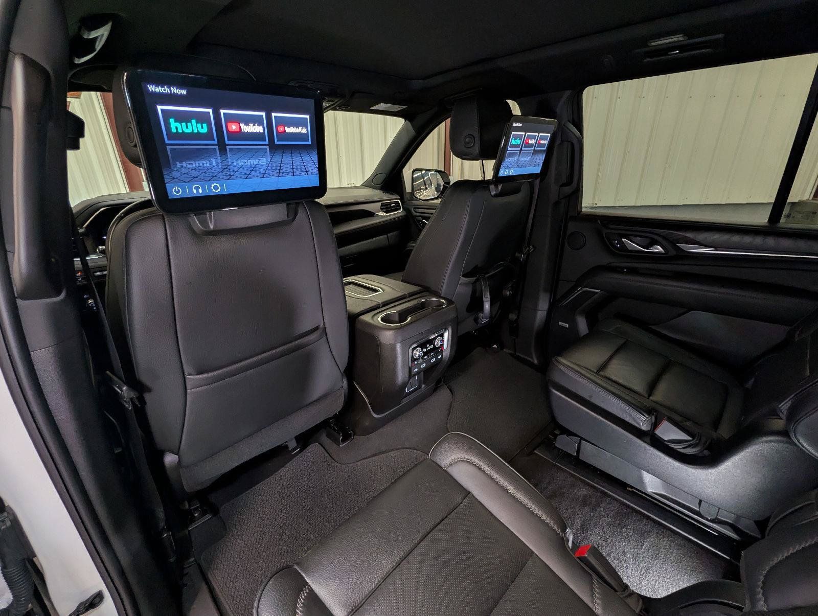 Used 2023 GMC Yukon Denali w/ Advanced Technology Package AWD/4WD image 42