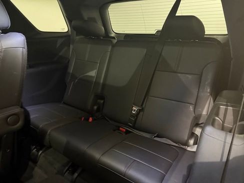 Certified 2023 Chevrolet Traverse RS w/ LPO, Floor Liner Package image 27