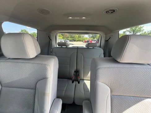 Used 2022 GMC Acadia SLE AWD/4WD image 18