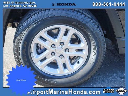 Used 2023 Jeep Grand Cherokee Laredo w/ Luxury Tech Group I image 14