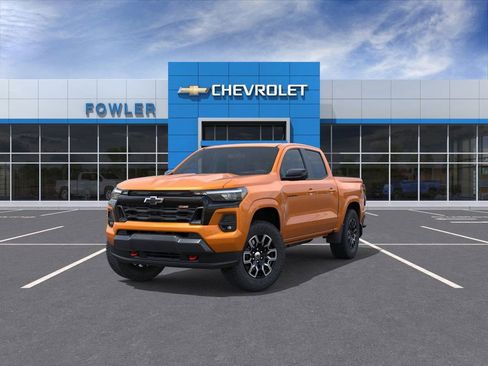 Used 2026 Chevrolet Colorado Z71 w/ Technology Package AWD/4WD image 8