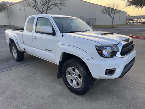 Used 2012 Toyota Tacoma 4x4 Access Cab V6 image 3