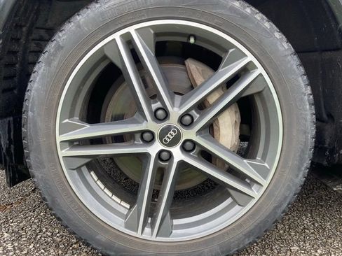 Used 2021 Audi Q5 e Prestige w/ Prestige Package AWD/4WD image 9