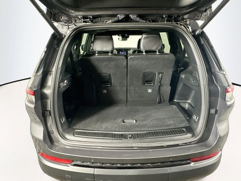 Used 2023 Jeep Grand Cherokee L Laredo AWD/4WD image 30