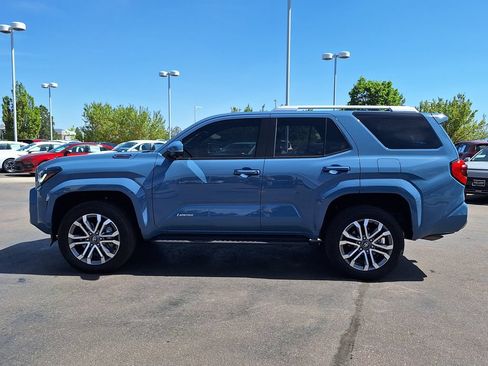 Used 2025 Toyota 4Runner Limited AWD/4WD image 6