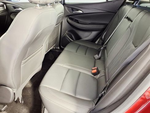 Used 2024 Buick Encore GX Avenir image 7