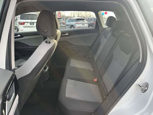 Used 2024 Volkswagen Taos S image 12