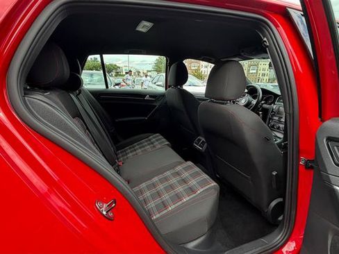 Used 2016 Volkswagen GTI S FWD image 9