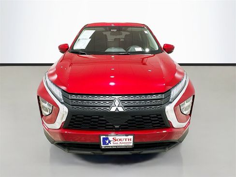 Used 2024 Mitsubishi Eclipse Cross ES image 2