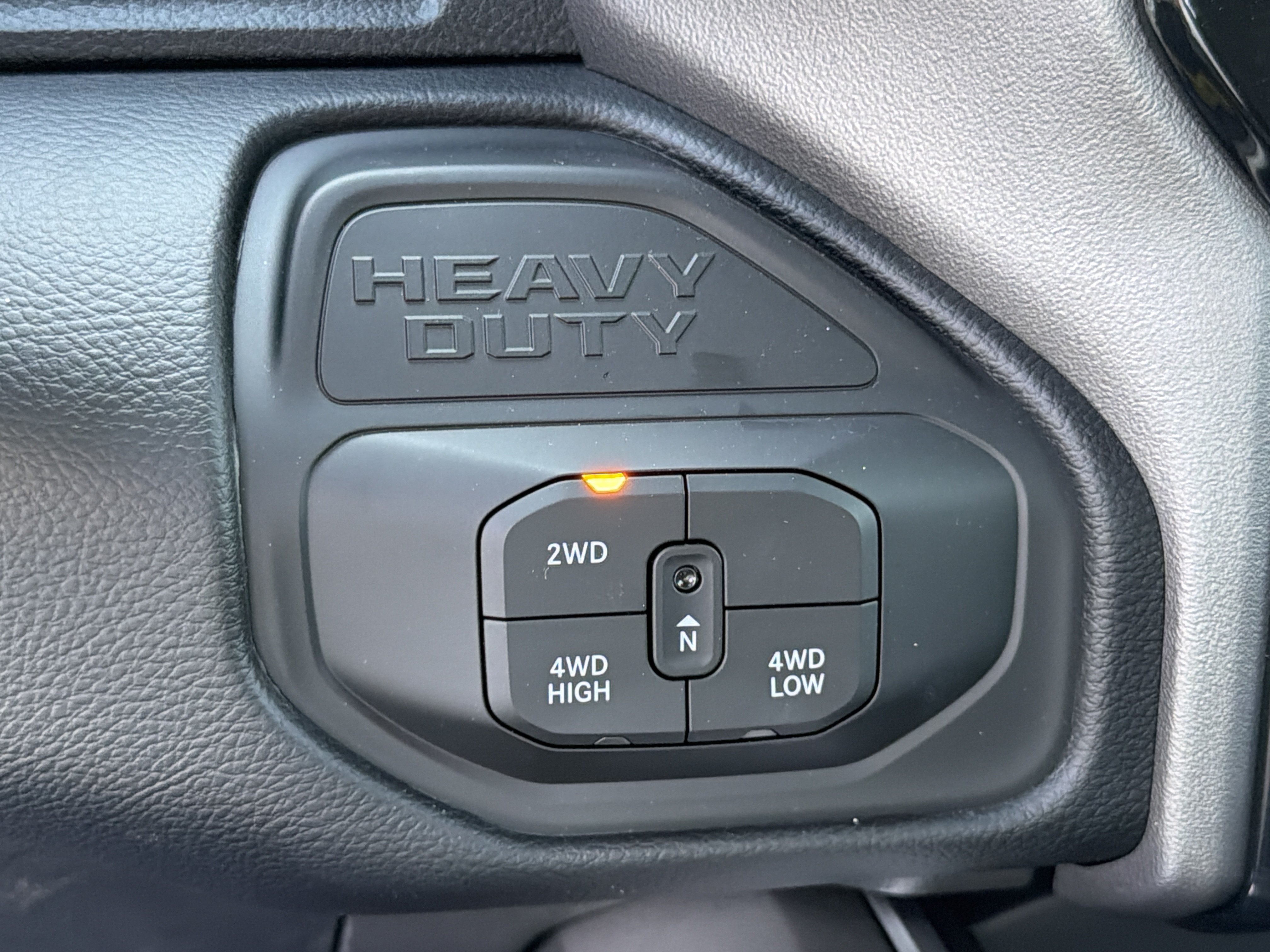 New 2026 RAM 2500 Big Horn AWD/4WD image 31