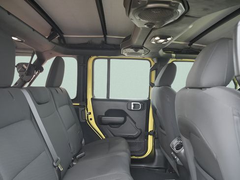 Used 2023 Jeep Wrangler Unlimited Sport AWD/4WD image 14