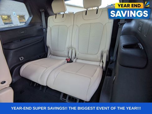 Used 2023 Jeep Grand Cherokee L Limited w/ Luxury Tech Group II image 16