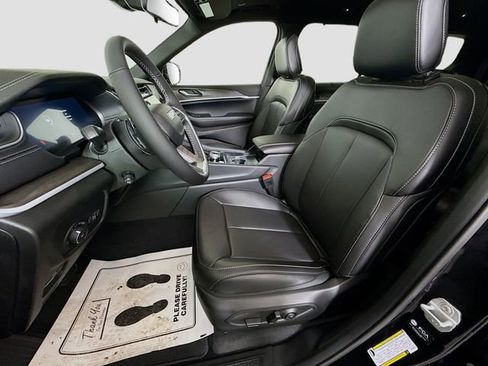New 2025 Jeep Grand Cherokee L Limited w/ Luxury Tech Group II AWD/4WD image 20
