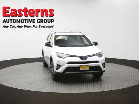 Used 2018 Toyota RAV4 SE AWD/4WD image 53