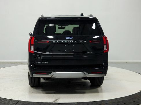 Used 2025 Ford Expedition Platinum AWD/4WD image 7