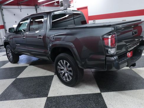 Used 2021 Toyota Tacoma Limited RWD image 6