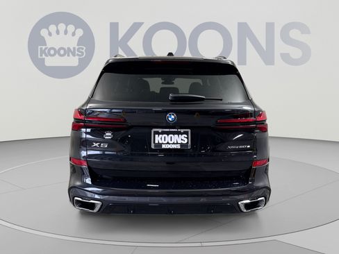 Used 2025 BMW X5 xDrive50e w/ M Sport Package AWD/4WD image 5
