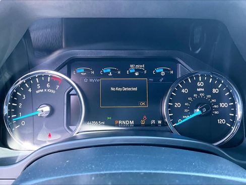 Used 2021 Ford Expedition Max XLT AWD/4WD image 25