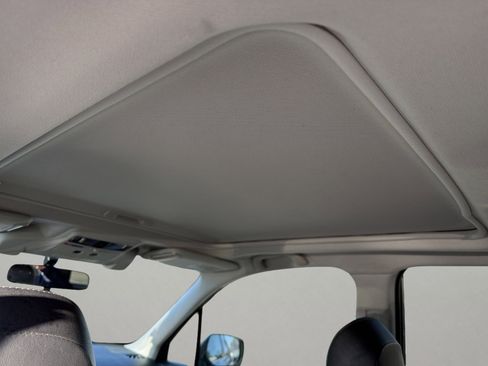 Used 2017 Subaru Forester 2.5i Touring image 11