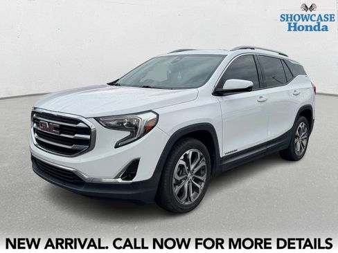 Used 2020 GMC Terrain SLT w/ Preferred Package image 2