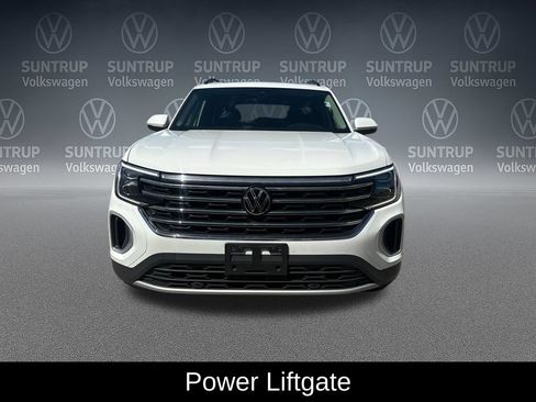 Used 2025 Volkswagen Atlas SE w/ Panoramic Sunroof Package FWD image 11