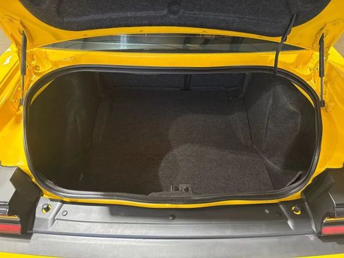 Used 2017 Dodge Challenger SRT Hellcat RWD image 64