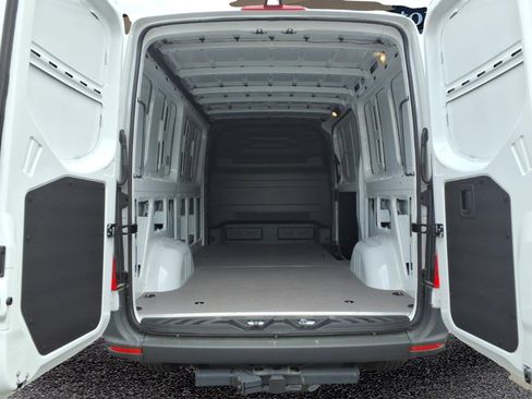 New 2025 Mercedes-Benz Sprinter 2500 image 20