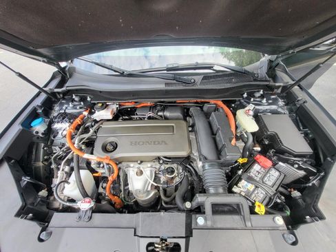 Used 2025 Honda CR-V Sport-L image 10