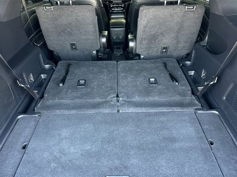 Used 2022 Ford Explorer ST w/ ST Street Pack image 19