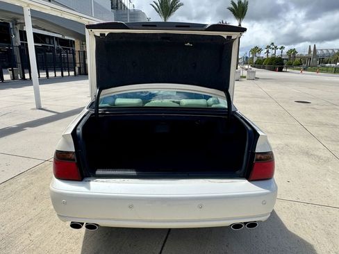Used 2003 Cadillac Seville STS w/ Preferred Equipment Group FWD image 9