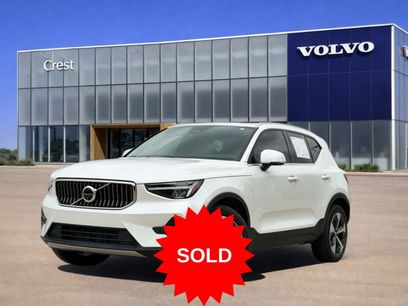 Certified 2025 Volvo XC40 B5 Plus