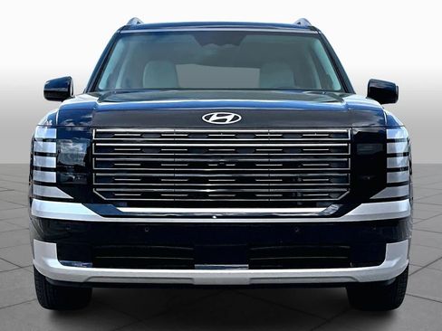 Used 2026 Hyundai Palisade Calligraphy image 4