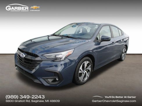 Used 2025 Subaru Legacy Premium image 1