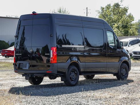 New 2025 Mercedes-Benz Sprinter 2500 image 4