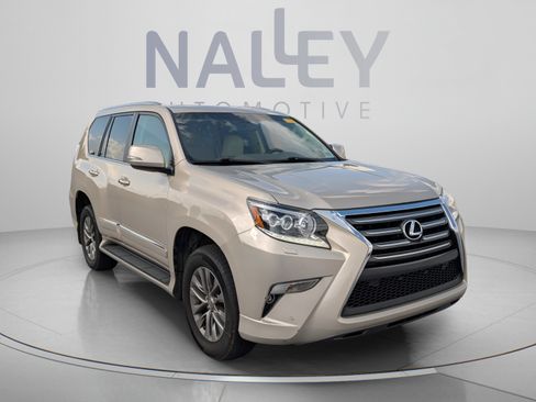 Used 2016 Lexus GX 460 Luxury w/ Preferred Accessory Package AWD/4WD image 7