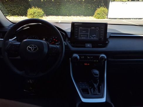 Used 2019 Toyota RAV4 XLE w/ Convenience Package AWD/4WD image 20