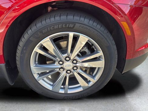 Certified 2024 Cadillac XT5 Premium Luxury AWD/4WD image 14