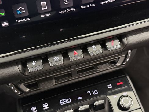 Certified 2023 Porsche 911 Carrera T image 38