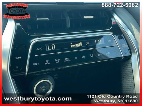 Certified 2024 Toyota Venza XLE AWD/4WD image 36
