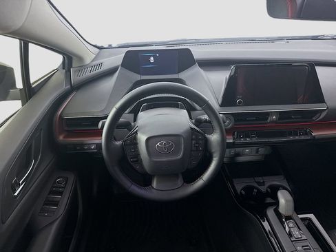 Certified 2025 Toyota Prius Plug-In Hybrid image 15