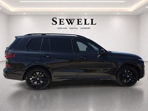 Used 2025 BMW X7 M60i AWD/4WD image 5