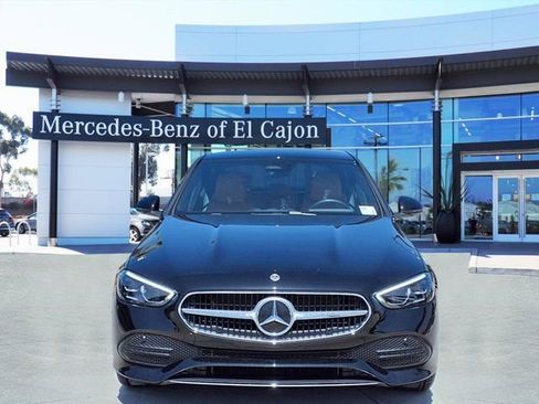 Used 2025 Mercedes-Benz C 300 4MATIC Sedan image 2