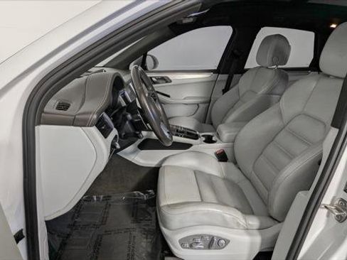 Used 2016 Porsche Macan S w/ Premium Package Plus image 14
