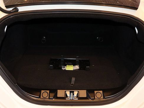 Used 2021 Ferrari Roma RWD image 60