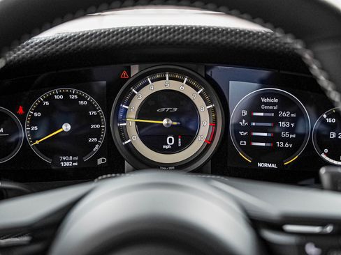 Certified 2023 Porsche 911 GT3 RWD image 16