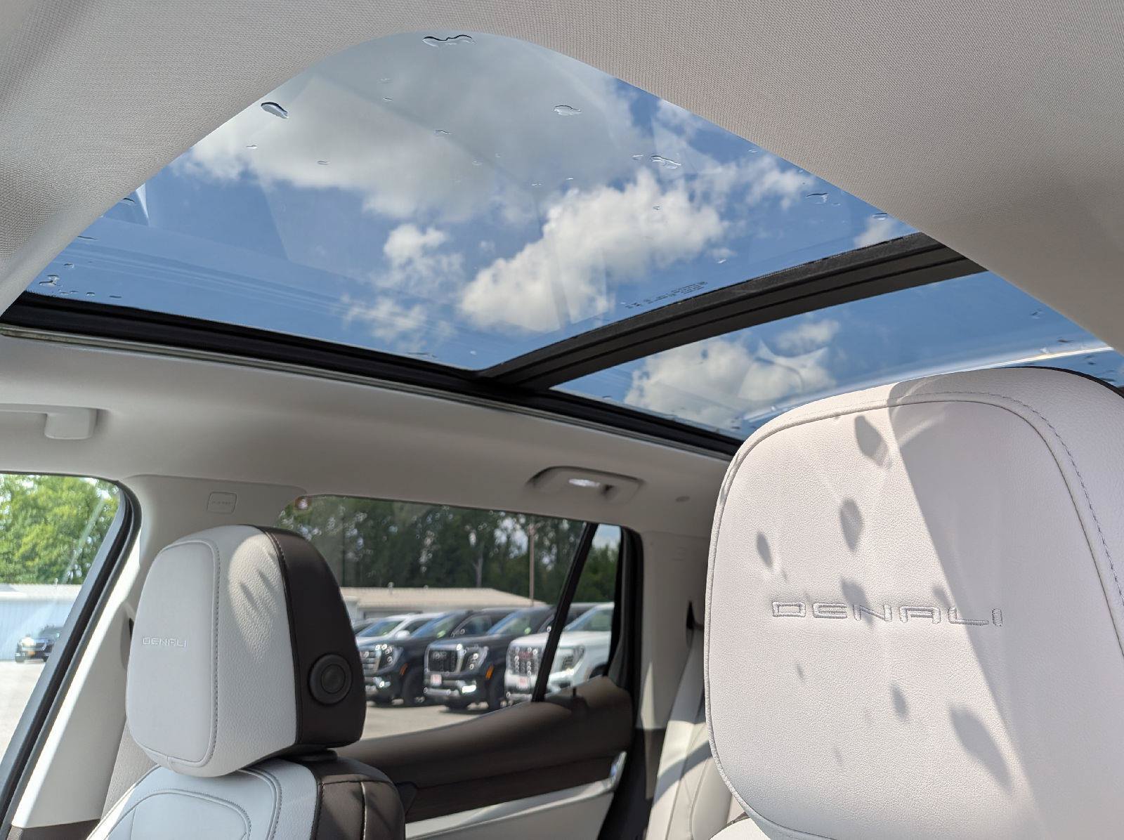 New 2027 GMC Terrain Denali AWD/4WD image 11