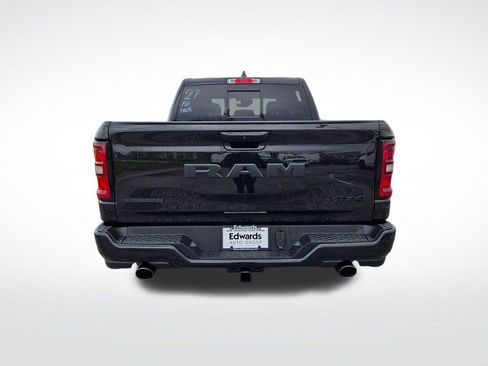 New 2026 RAM 1500 4x4 Crew Cab image 4