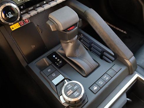 New 2025 Toyota Tacoma TRD Off-Road image 16