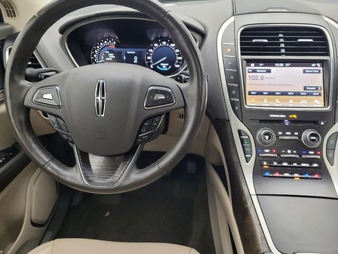 Used 2018 Lincoln MKX Reserve w/ Driver Assistance Package image 22