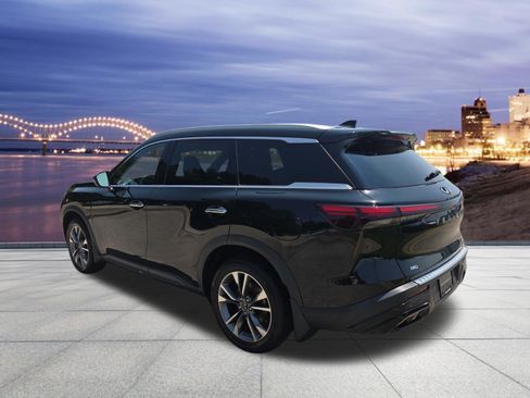 Used 2023 INFINITI QX60 Luxe w/ Performance Audio Package AWD/4WD image 3